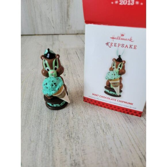 Hallmark mint chocolate chipmunk ice cream 2013 ornament Xmas holiday tree - Picture 1 of 7